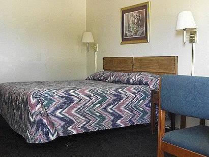 Glen Rose Inn & Suites Ruang foto
